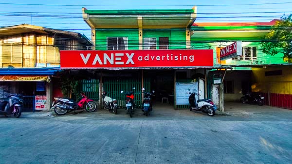 store-picture-of-vanex-advertising-signage-maker